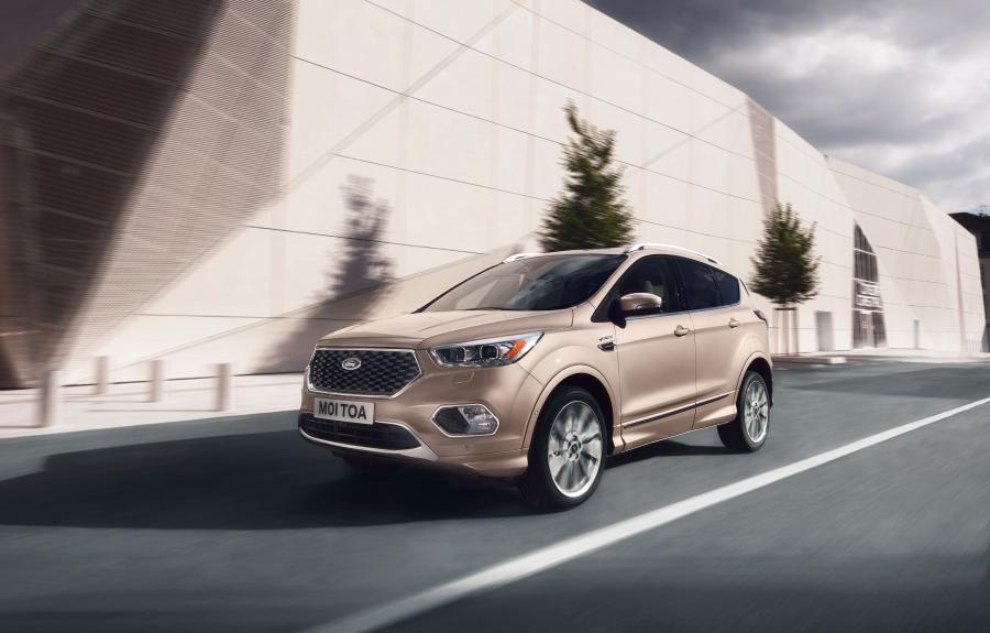  Ford Vignale Kuga 2016 года  (фото 5 из 38)